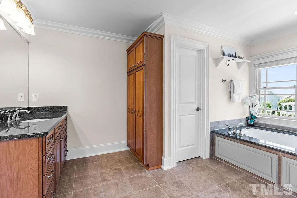 Caul-Group-6213-Kit-Creek-Road-43