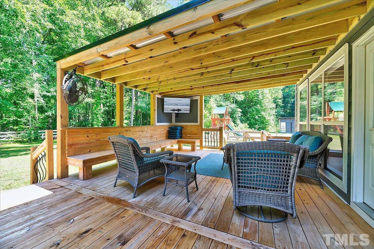 Caul Group-7033-Daniel-Road-47