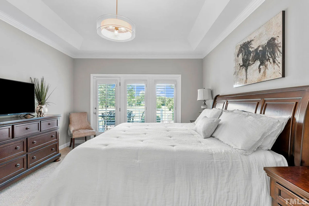 Caul-Group-781-Crabtree-Crossing-Parkway-17