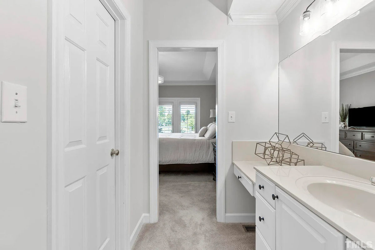 Caul-Group-781-Crabtree-Crossing-Parkway-22