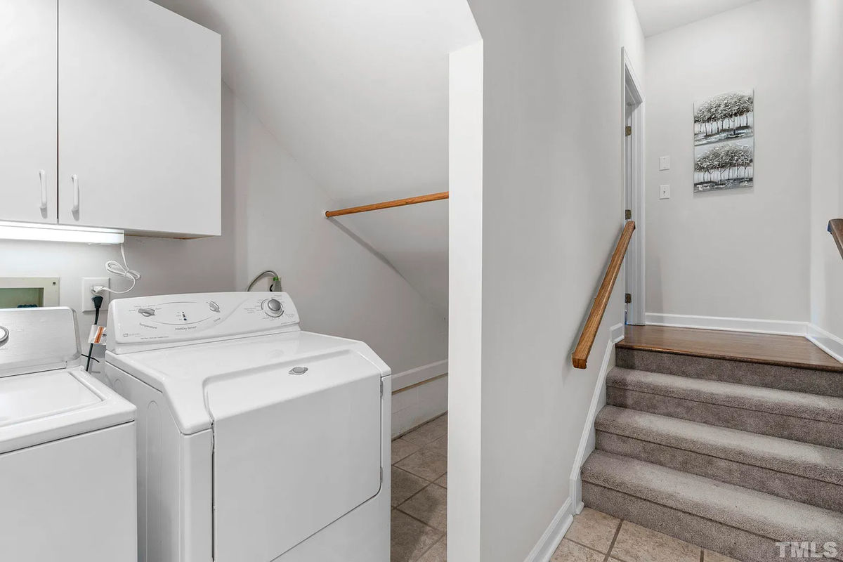 Caul-Group-781-Crabtree-Crossing-Parkway-24