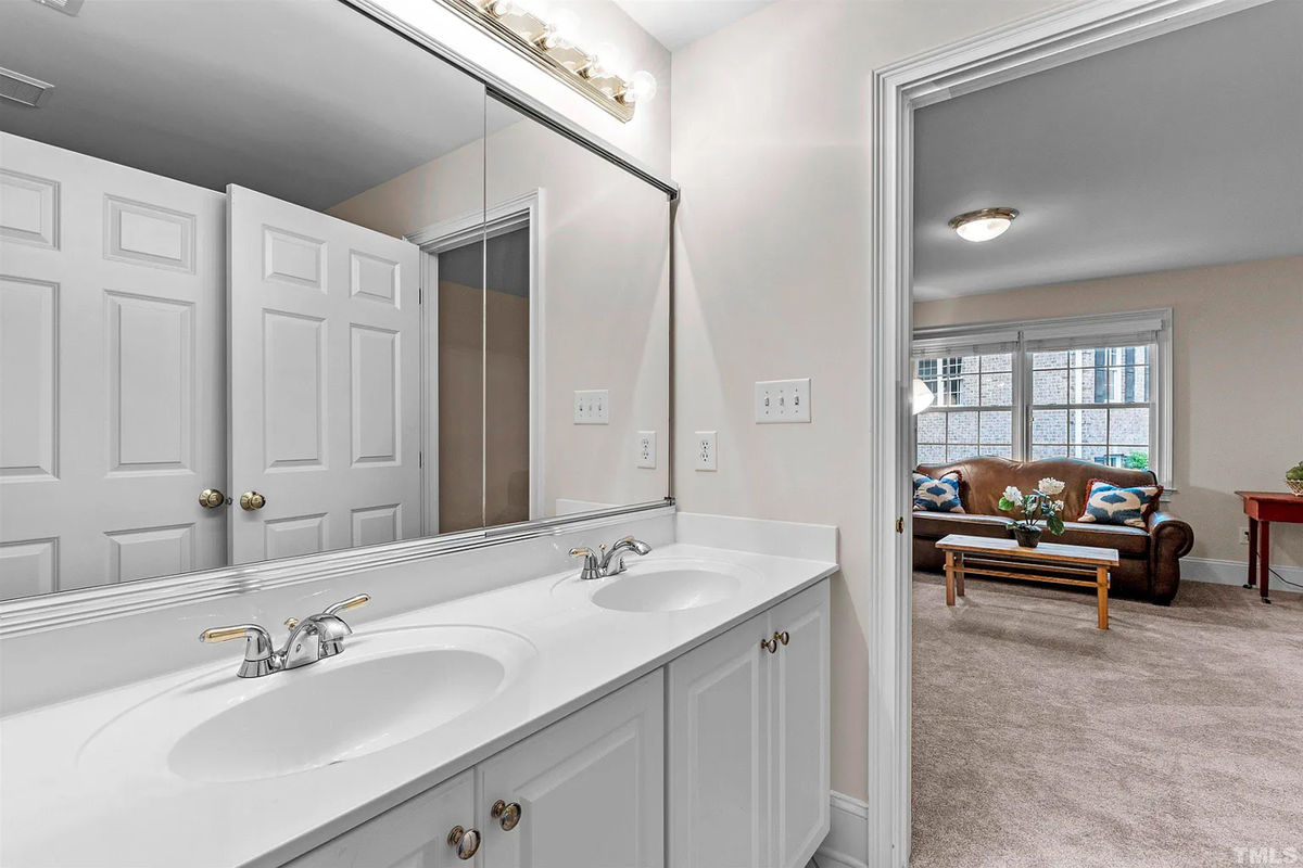 Caul Group-9701-Broadrun-Drive-38