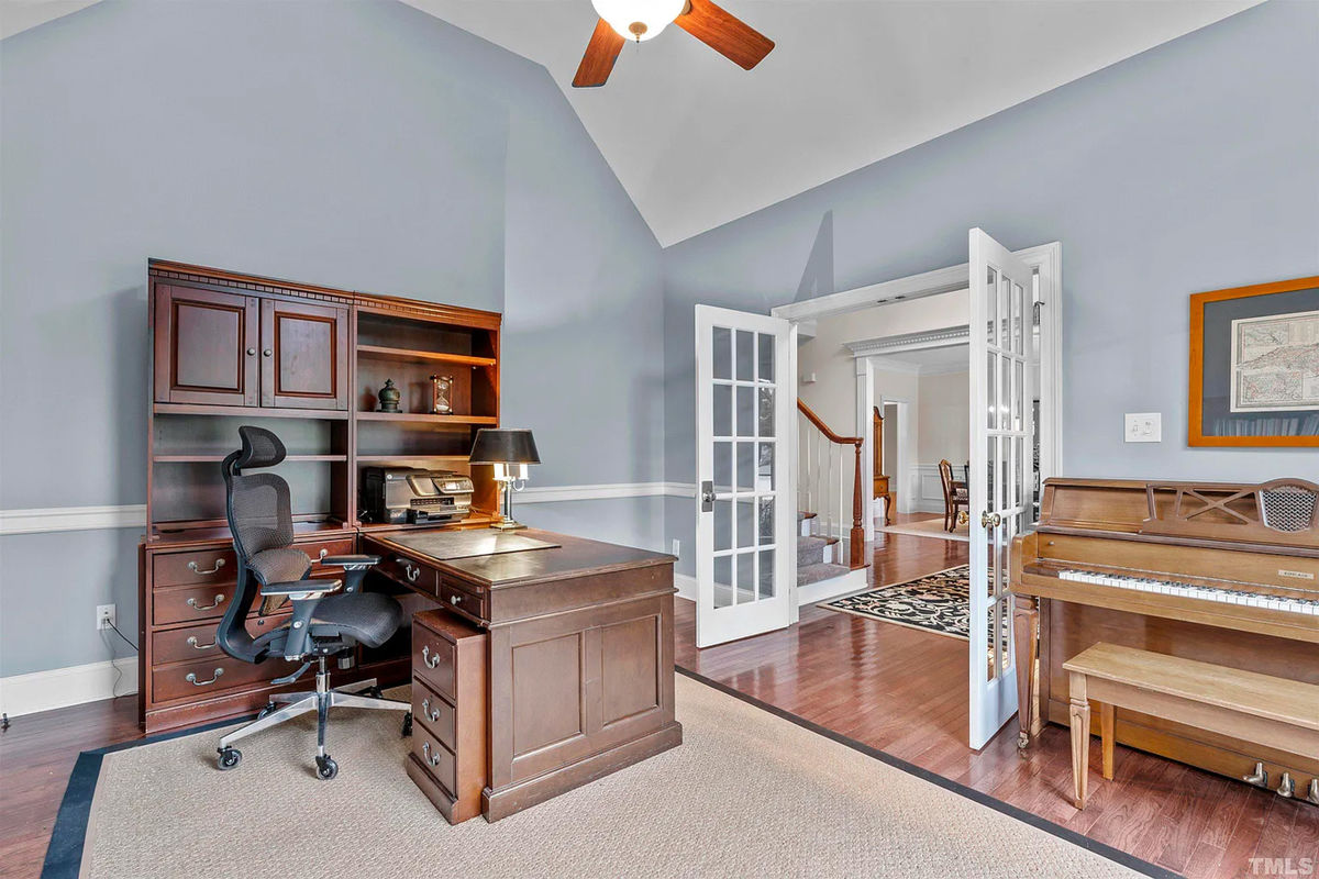 Caul Group-9701-Broadrun-Drive-9