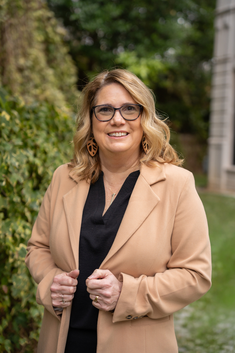 _Teri Armstrong Preferred Photo (1)