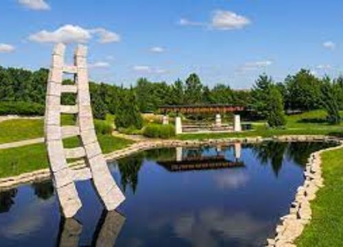 Leawood KS Park[36039]