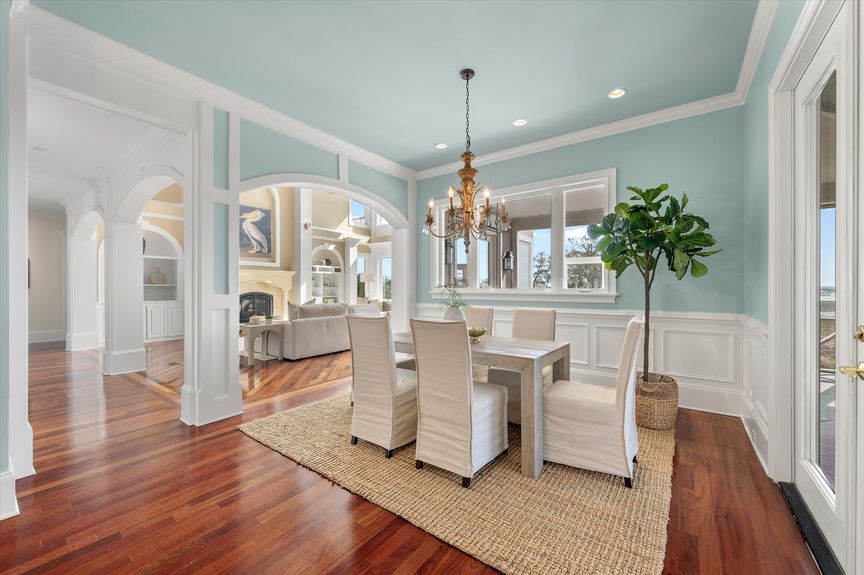 12-4935 Sound View_F-23