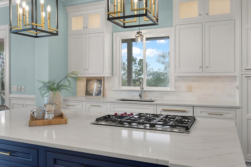 22-4935 Sound View_F-34