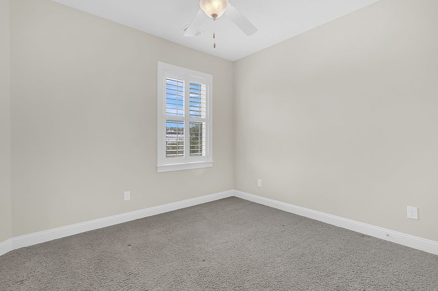 CREM - 2032 Amenity Park Dr-14