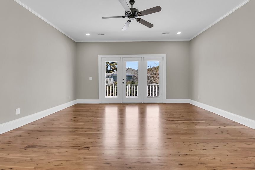 CREM - 4922 Sound View Dr-19