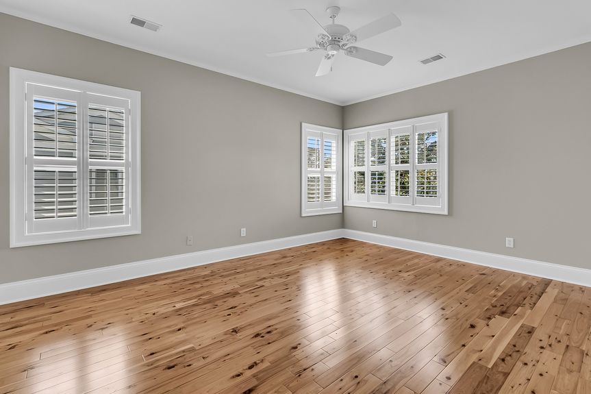 CREM - 4922 Sound View Dr-28