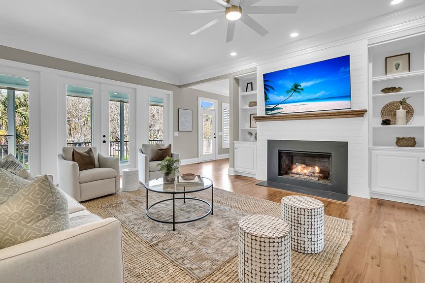 CREM - 4922 Sound View Dr-54