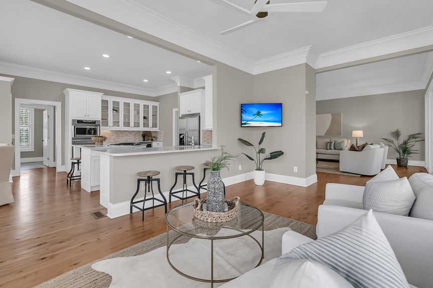 CREM - 4922 Sound View Dr-59