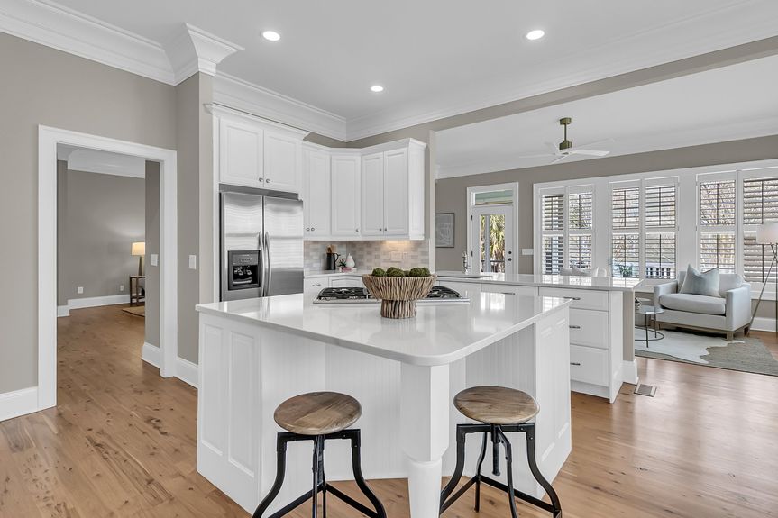 CREM - 4922 Sound View Dr-62