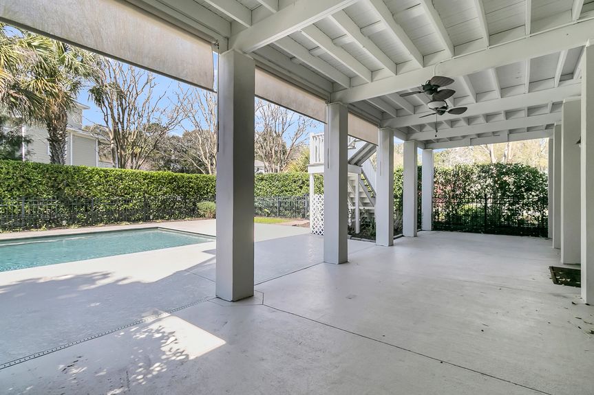 CREM - 4922 Sound View Dr-81