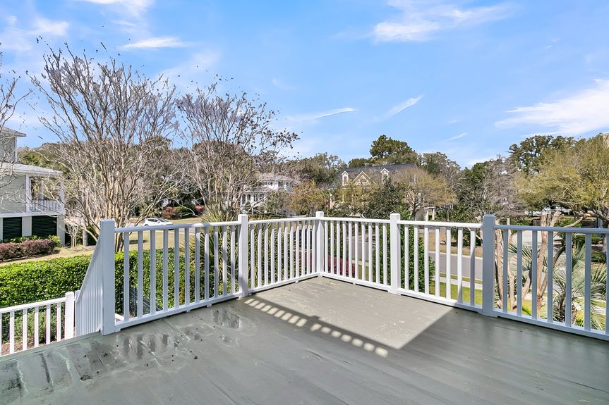 CREM - 4922 Sound View Dr-88