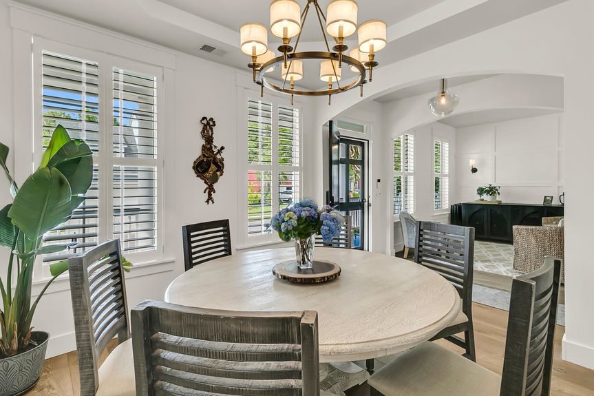 CREM - 1517 Faith St-25