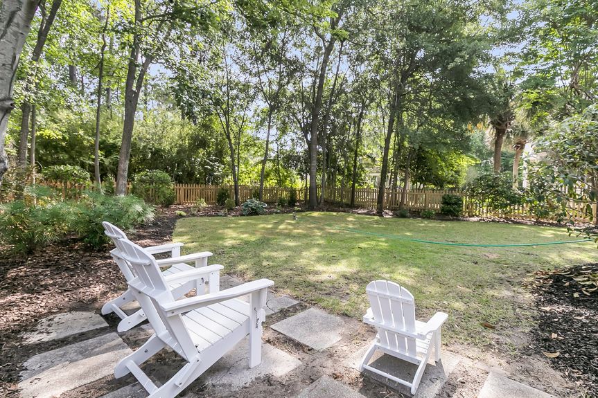 CREM - 1517 Faith St-52