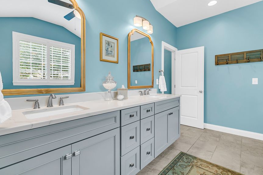 CREM - 1100 Griswold St-21