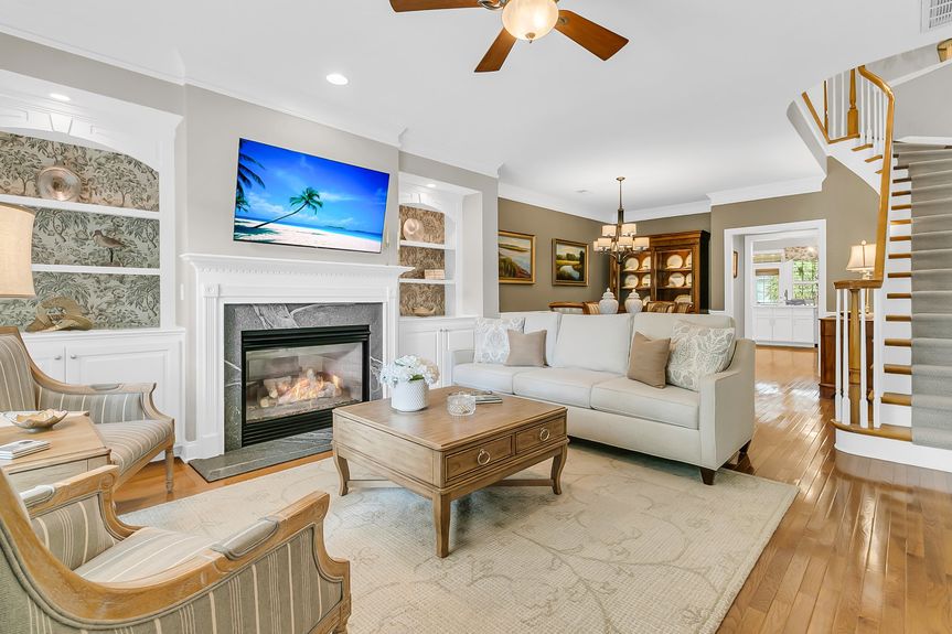 CREM - 1100 Griswold St-24