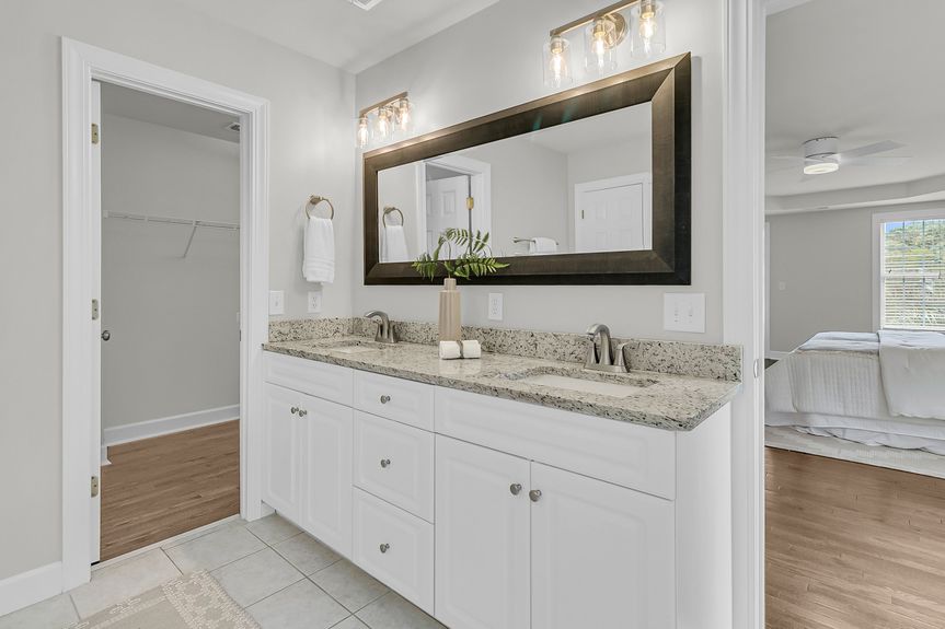 CREM - 1436 Lagoon Park-12