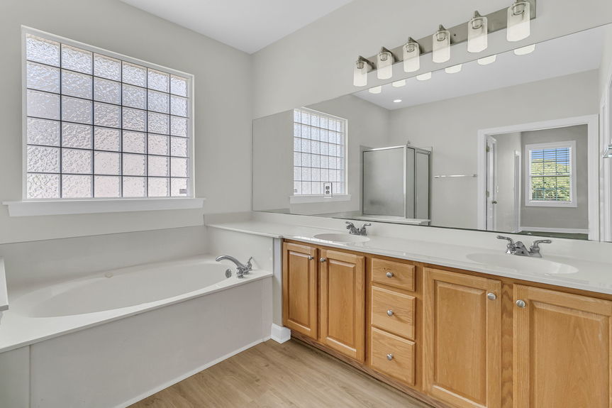 CREM - 2373 Cross Timbers Dr-19