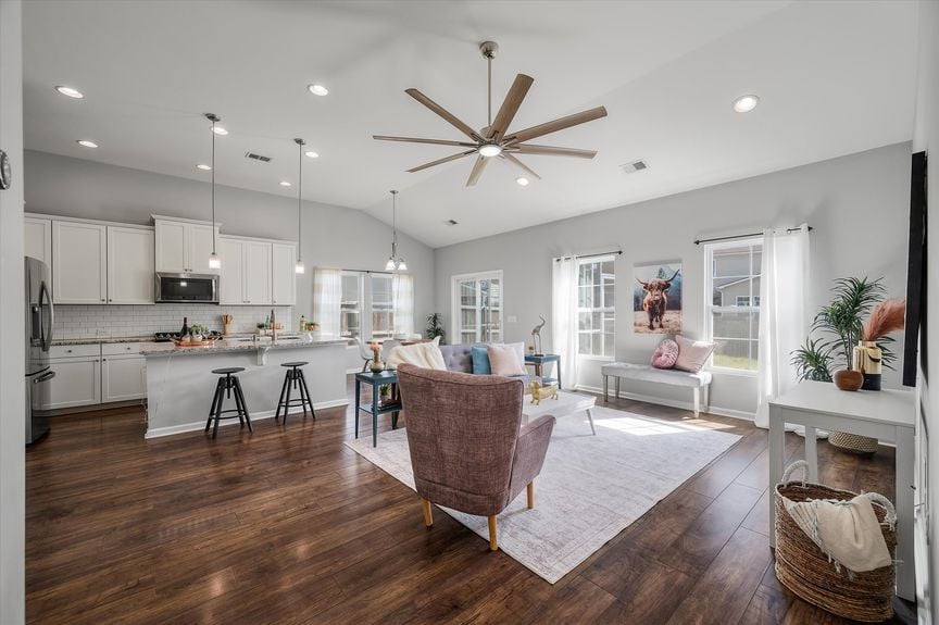 05-602 Zinnia_i_Lowcountry_Exposure-11