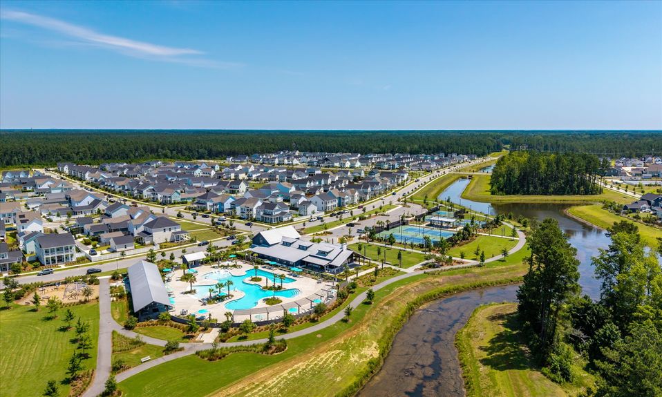 092-Nexton_9-5-25_s_Lowcountry_Exposure-13