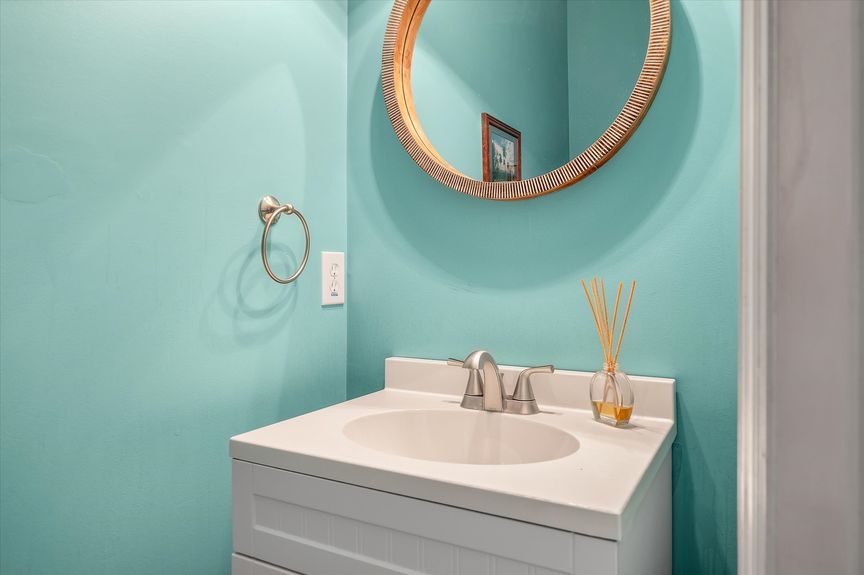 27-1705 Blalock_Lowcountry_Exposure-22