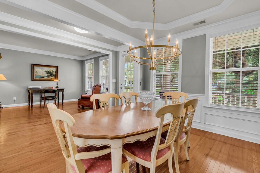 CREM - 3124 Treadwell St-21