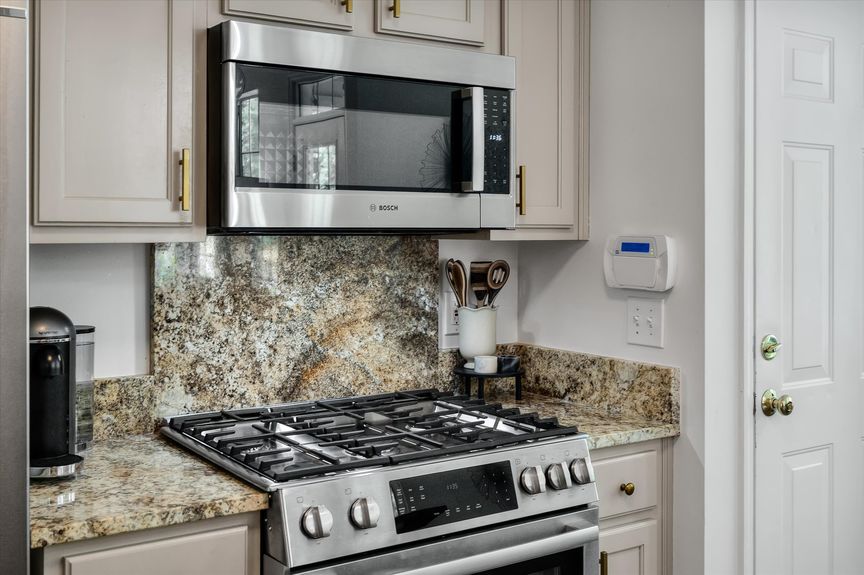 11-3521 E Higgins_i_Lowcountry_Exposure-6