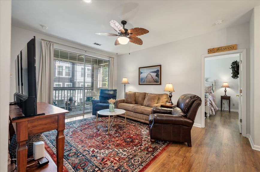 03-1600 Long Grove_1524_i_Lowcountry_Exposure-11