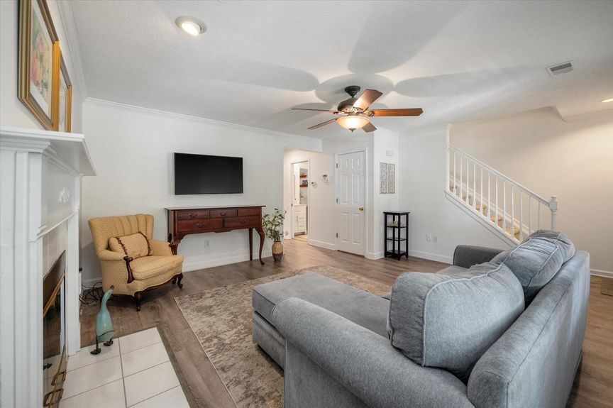 09-3108 Queensgate_i_Lowcountry_Exposure-22
