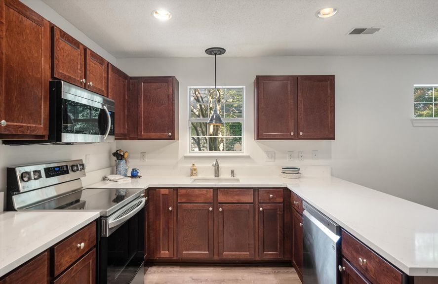 17-3108 Queensgate_i_Lowcountry_Exposure-11