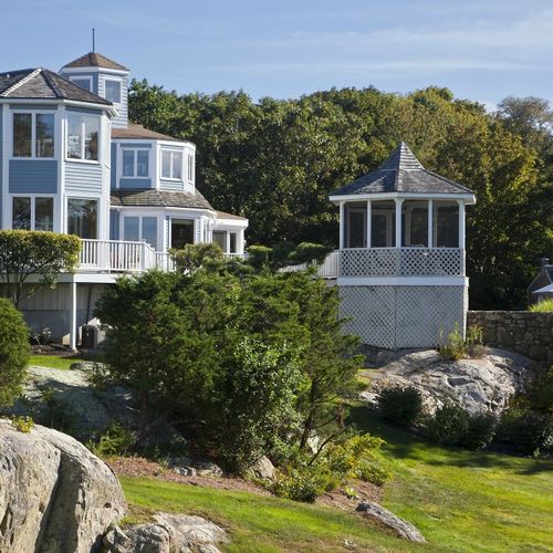 Why Some Homes Sit On The Market Even In A Hot Market
