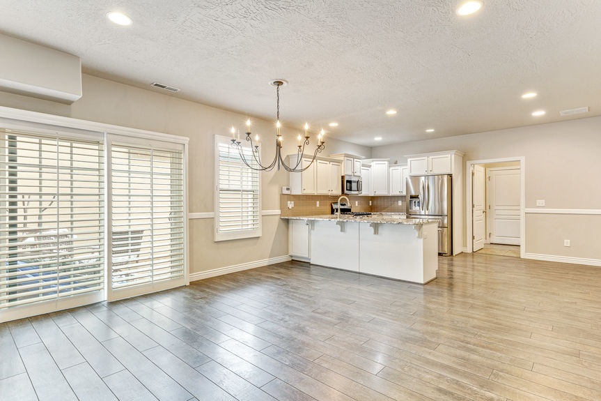 13-11222 Oakmond Rd -10-2