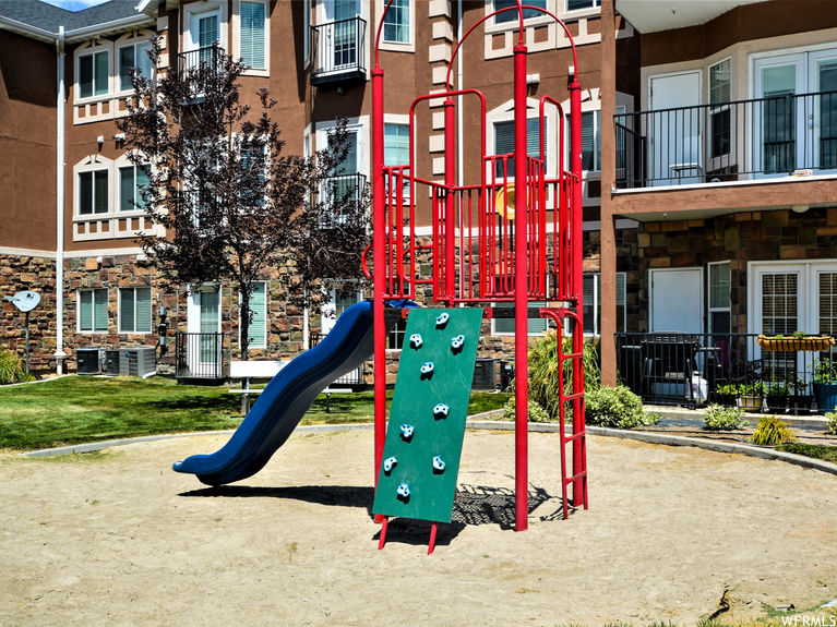 1759771_582145a305d653702209c030bc04ae82_610ac6823da1c_edited_1628100350