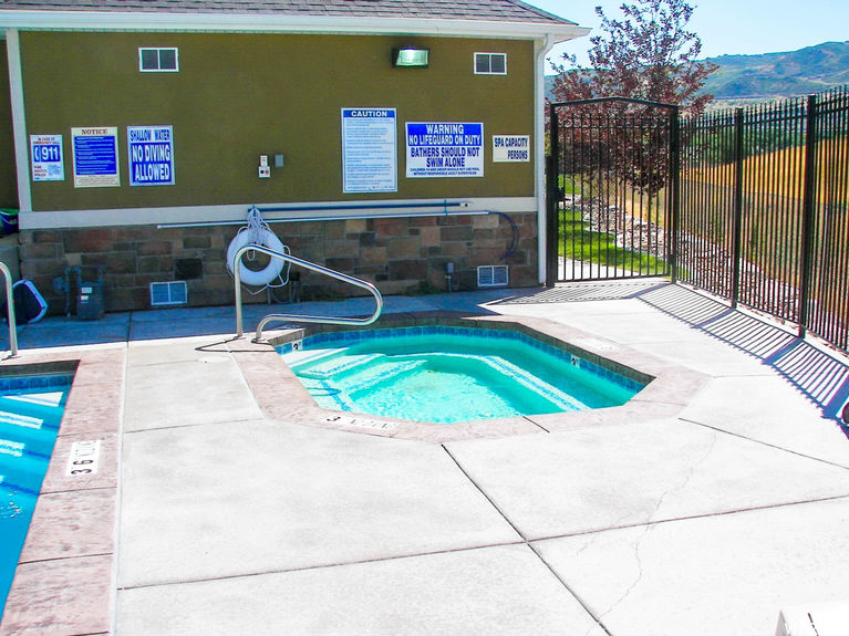 1759771_5ee025d9b6aafb2862ba6ab1b4a7bbb3_610ac674f20e9_edited_1628100317