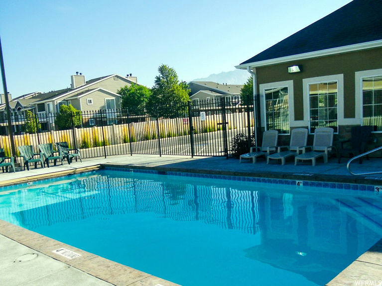 1759771_6e5eaaaf08ac72471df416c4976ff87c_610ac66a272fb_edited_1628100306