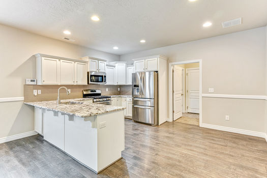 19-11222 Oakmond Rd -15-2