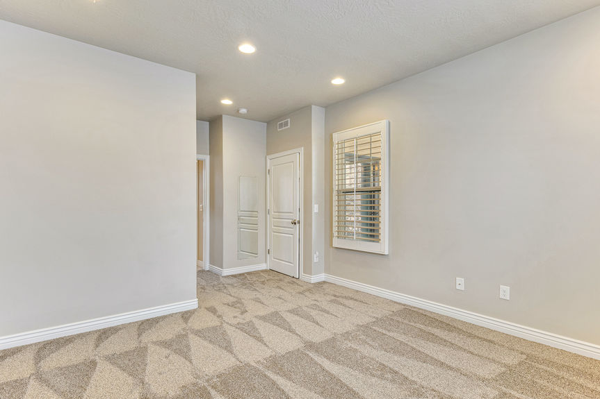 29-11222 Oakmond Rd -24-2