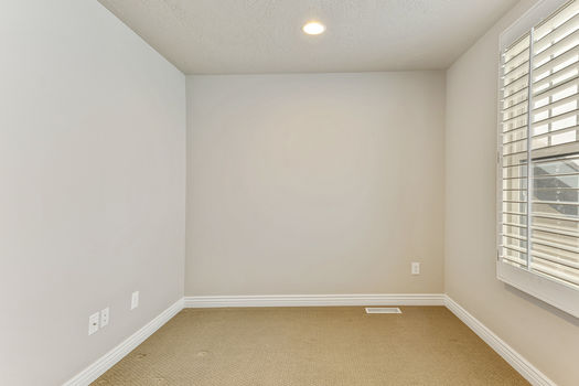 40-11222 Oakmond Rd -34-2