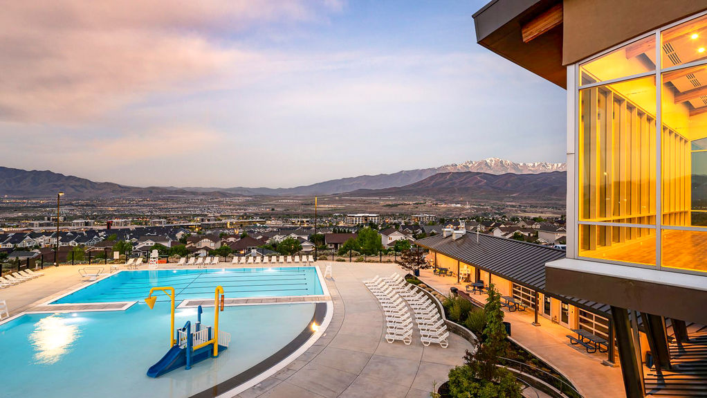 UT_Traverse-Mountain_Amenities_Pool_2_1920-2