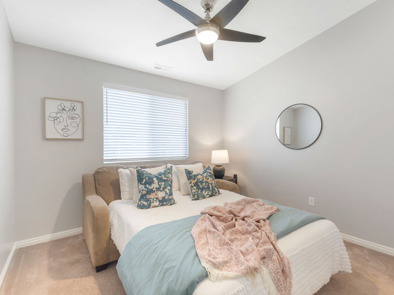 18-14773 Rising Star Way-18-3