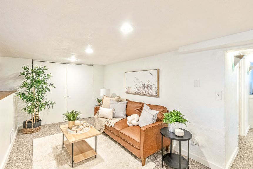 48-139 Edith Ave-37-3