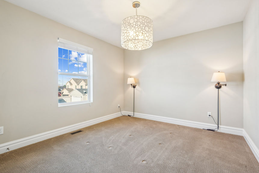 10239 Silver Mine Rd, South Jordan_HDR021-2