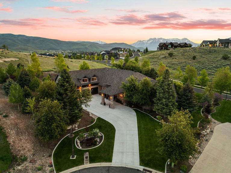 Stoney Creek Twilight - Diagonal