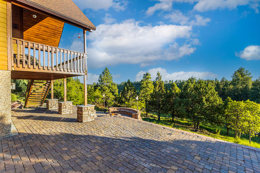 2595 canyon view
