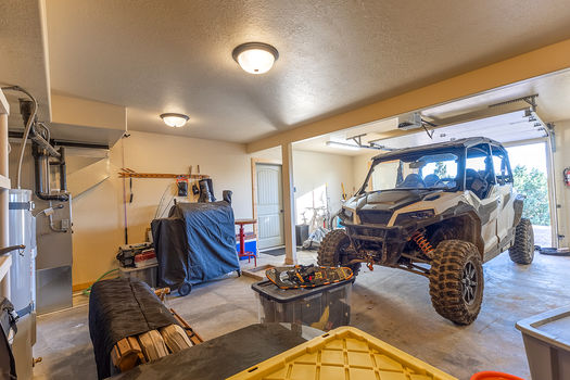 2595 canyon view