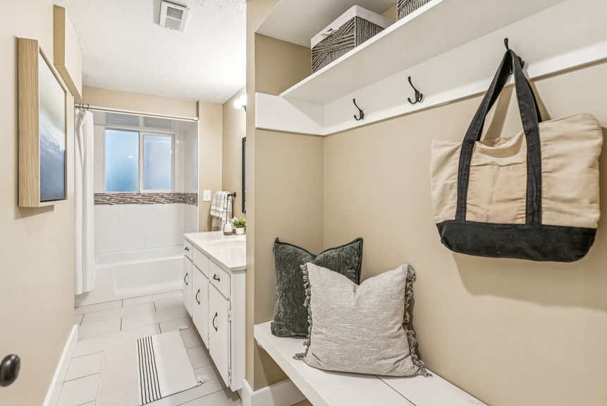 8816 Alpen Way, Cottonwood Heights_HDR043-2