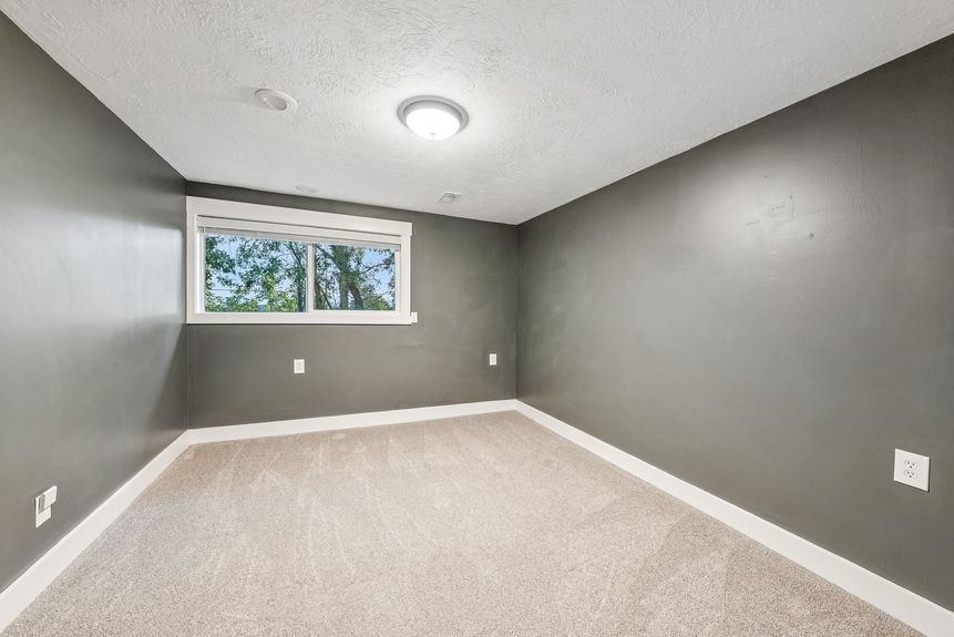 8816 Alpen Way, Cottonwood Heights_HDR046-2